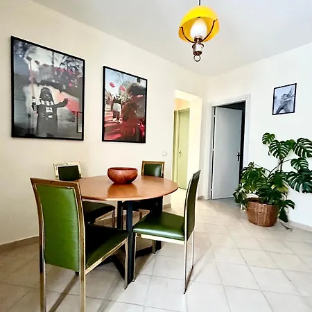 Fajra House Apartment *