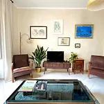 Fajra House